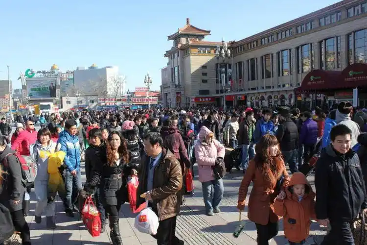 春运时的北京站