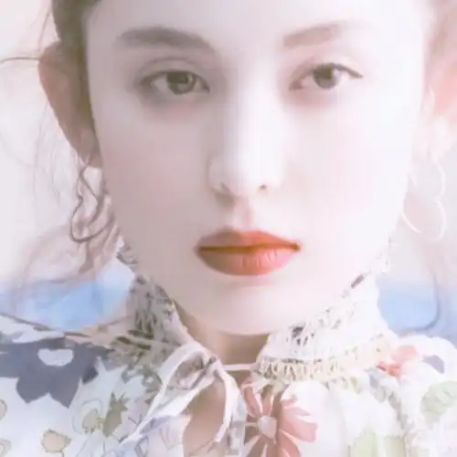 11月4日 9:39   关注  古力娜扎 爱豆 爱豆头像 头像表情 女生头像