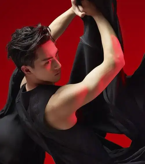 好看的洲洲,许魏洲!帅气,喜不喜欢?