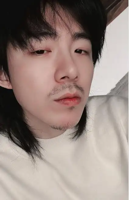 刘宇宁:小鲜肉变油腻大叔,出道7年首次以"胡子拉碴"造型示人