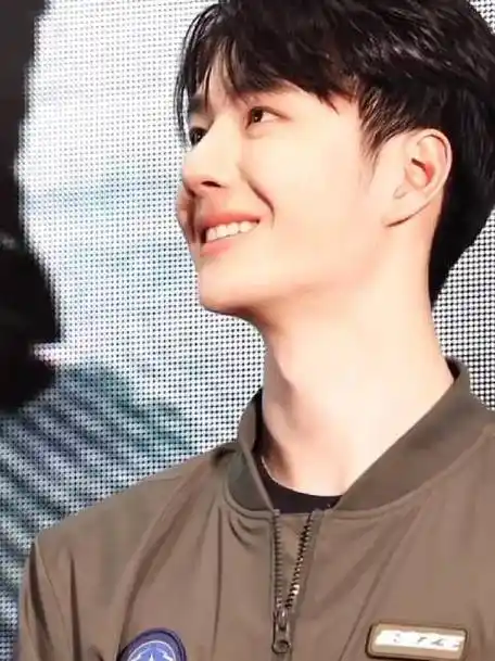 长风破浪 王一博李沁##王一博长风破浪