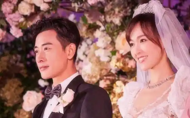 有一种"恩爱"叫罗晋和唐嫣,结婚5年后,成了娱乐圈夫妻教科书
