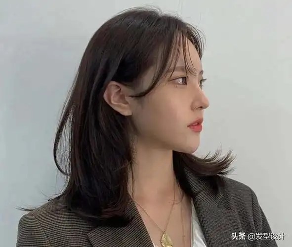 中长发型设计图片大全(今年流行的从短到长发型推荐50款)(18)
