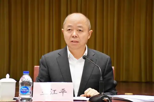 推进城镇人口密集区危险化学品生产企业搬迁改造专项工