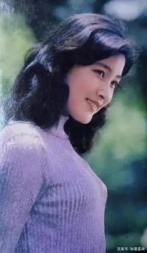 陈冲一组早期青涩照只靠一个赵小花角色就永载电影史册