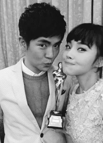 蒋欣前男友叶祖新被曝恋情新女友张佳宁舅舅是张晓龙