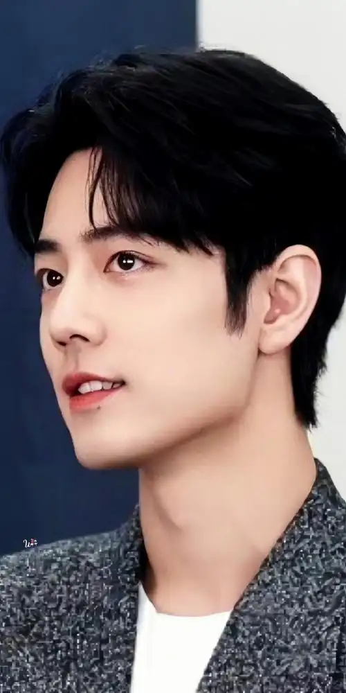 主持人cue肖战居中梗##肖战小括号##肖战王玉雯超星星学园旧照