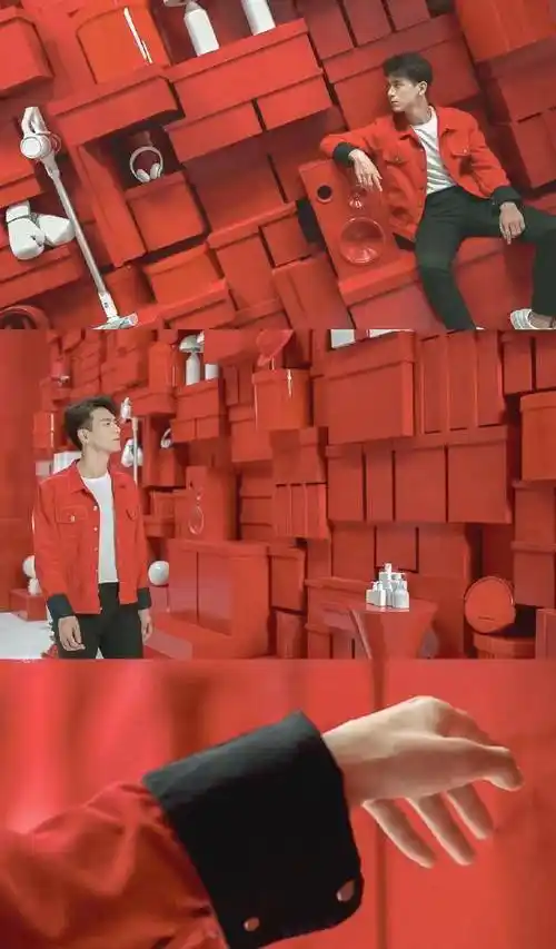 李现杨紫同框,穿红色情侣装真养眼,再现韩商言经典手势好撩人!