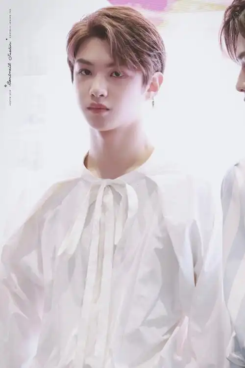 ninepercent忙内justin黄明昊