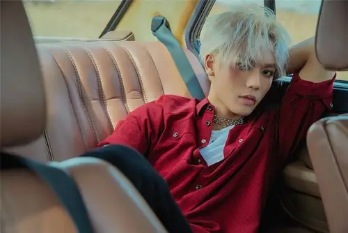 林彦俊全新epescape上线突破自我热血开唱