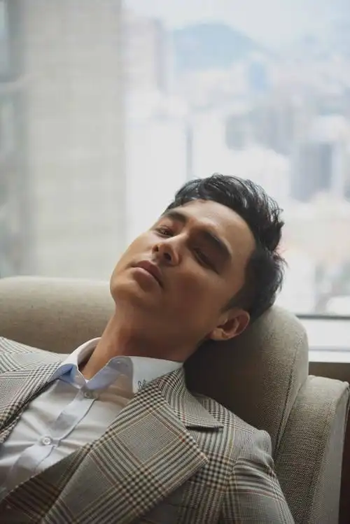 明道奔39这颜质.(加访谈)