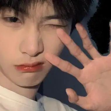 特别帅的男生头像真人我个人感觉很帅气