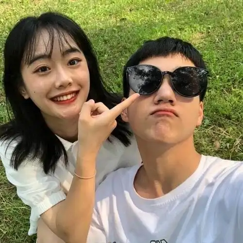 5.20情人节朋友圈秀恩爱文案;适合发给对象的暖心情话