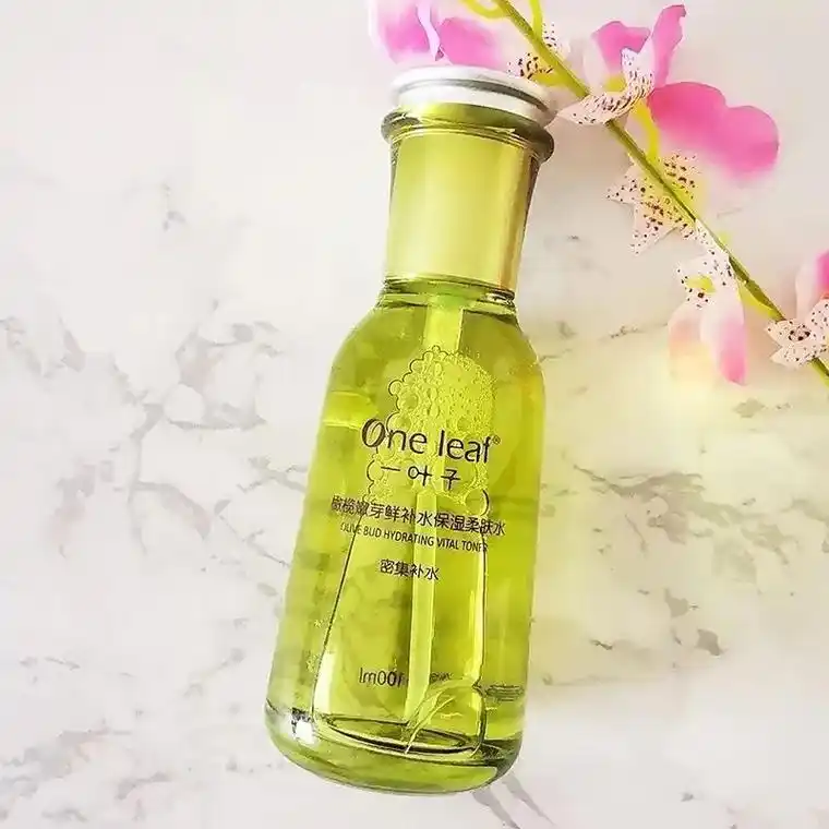 护肤美妆一件代发 粉丝 176 获赞 499 关注 一叶子橄榄嫩芽鲜补水