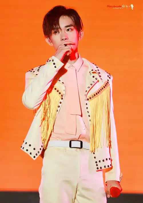 2018年7月24日 23:05   关注  王俊凯 王源 易烊千玺 评论 收藏