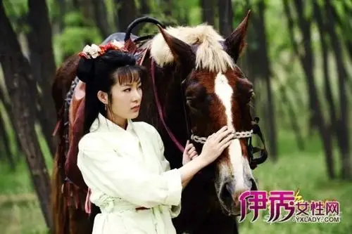 《西施》上演王后之死 尤小刚微博感叹红颜薄命