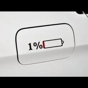 个性汽车装饰贴纸 防水防晒油箱盖 炫酷 搞笑贴冲电量不足1%