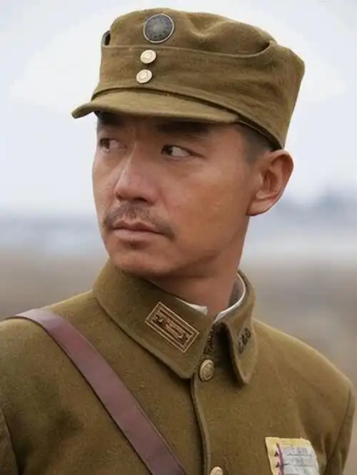 伍六一邢佳栋曾被北影开除演技一级棒出道至今不瘟不火