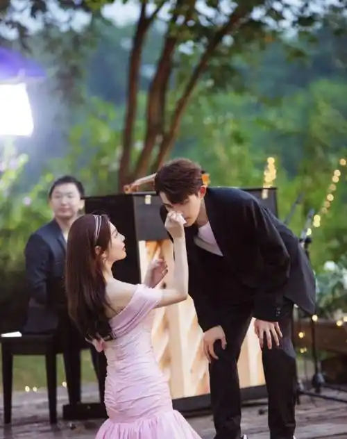 张雨绮《女儿》最后一期播完,表示李柄熹好帅,自夸看男人眼光好_评价