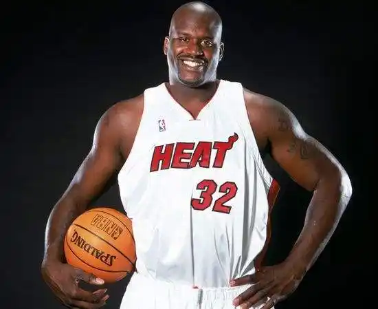 2,全明星球员资料沙克·奥尼尔 位置中锋 身高216米 出生日期19720306