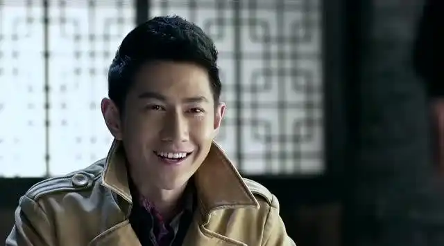 刀光枪影:任非常庆祝胜利,请高天行吃馄饨,先上来一碗俩人较劲