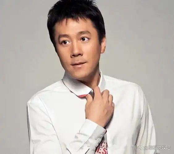 55岁蔡国庆:给痴呆母亲尽孝,养两个儿子,化解弟弟弟媳的矛盾!