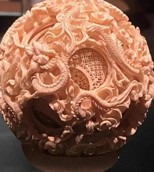 中国"鬼工球"大放异彩,碾压日本|牙雕|翁昭|工艺品_网易订阅