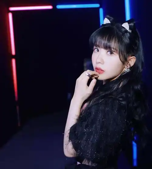 流行乐女歌手赖美云,先后两次成团出道,最终还是选择单飞|赖美云|女团