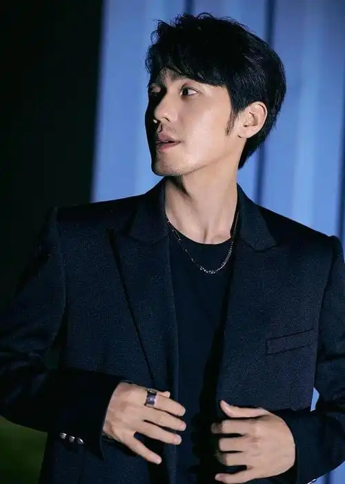 嫣然看不到男星该有的男人味了,所以在内娱里反而真男人越来越被更多