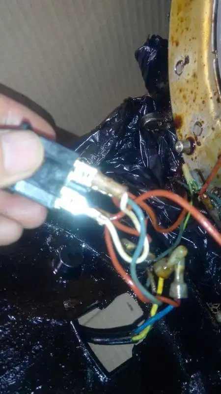 我的电饼铛开关如何接线?3红1蓝1黑1白共6线.感谢之至!