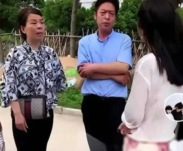 不忍了?郭威妻子怼网友言辞很犀利,被喊五一回去看许敏很不满