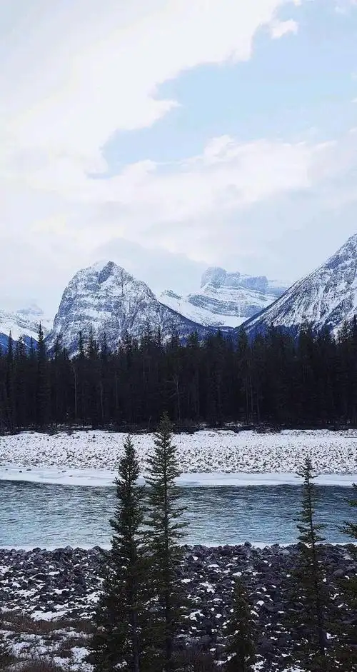 适用于手机锁屏壁纸,高清蓝天白云山水画图集,建议大家收藏哦!