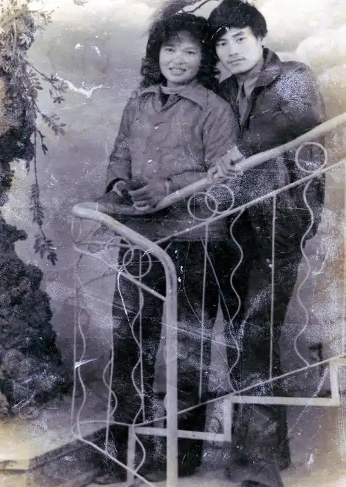 进行旧照片翻新!上色!