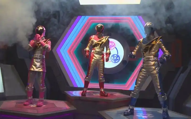 巨神战击队2道不同不相为谋黑色删除卫不想和战击队一起