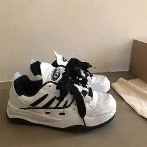 ks同款滑板鞋 新的品牌 但是脚感更好