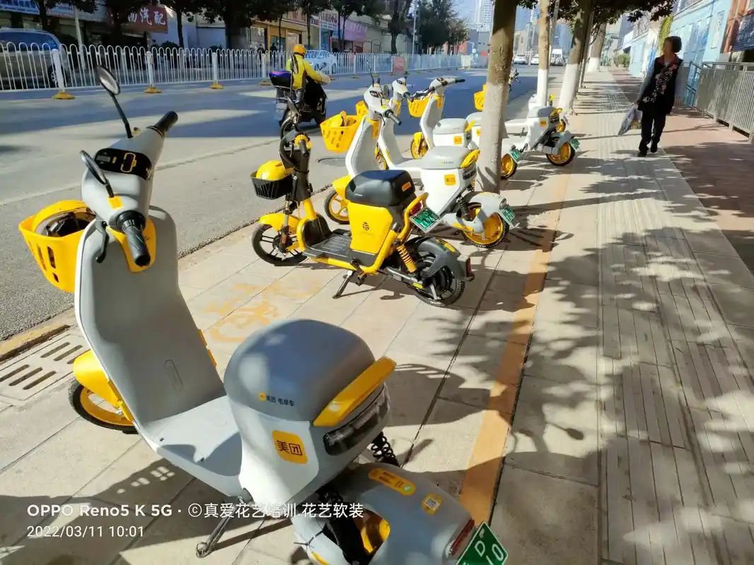 让你用上一次后悔一生的美团电动车,为何要发放给百姓使用,难道 - 抖