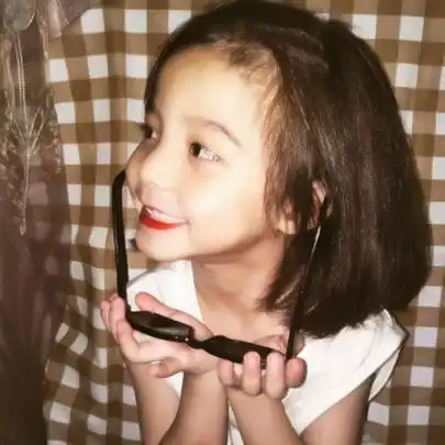 小女孩清新头像图片 高清超萌的头像女儿童可爱清新