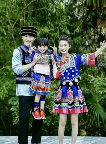 李沁邓伦当夫妻是什么情况