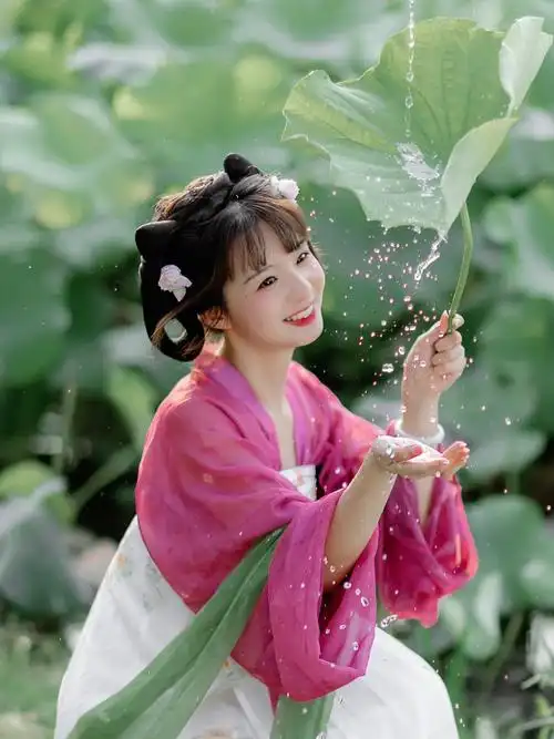 荷花 汉服少女 |这个夏天 · 你下江南了吗?