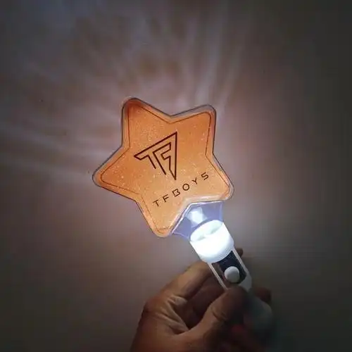 应援棒校园演唱会荧光棒定制王俊凯蓝色王源绿色易烊千玺红 字母款