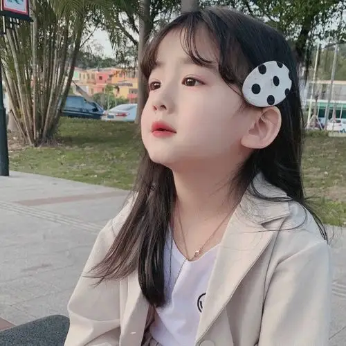 可爱小孩纸头像吖～(不是原创 但十分阔爱呢!)#收藏了再走吧^o