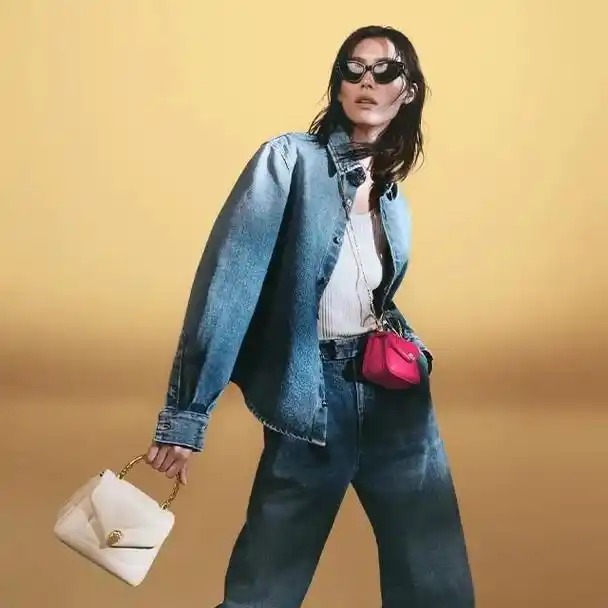 #刘雯 𝐁𝐕𝐋𝐆𝐀𝐑𝐈 handbags & - 抖音