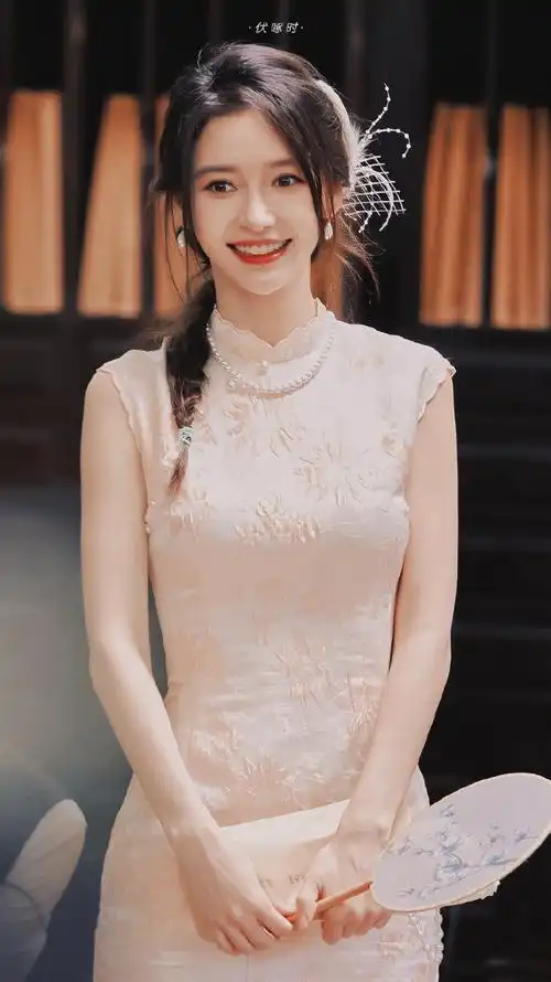 angelababy萌探2民国大小姐旗袍造型