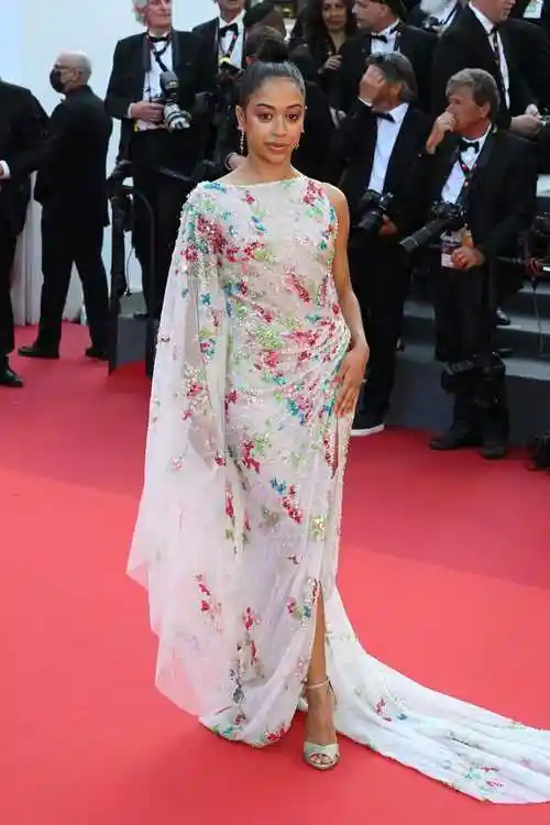 第75届戛纳电影节开幕式红毯造型回顾