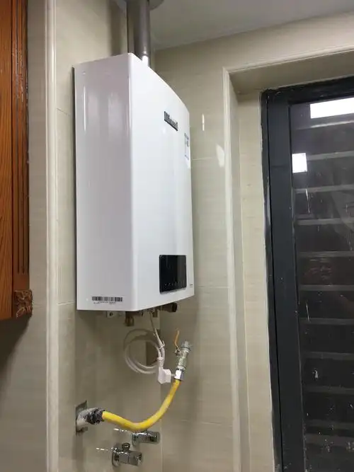 林内(rinnai) 13升燃气热水器 rus-13qs06(jsq26-s06) 天然气 带水量