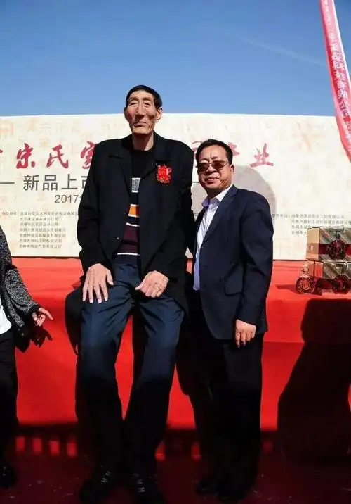 中国巨人·鲍喜顺