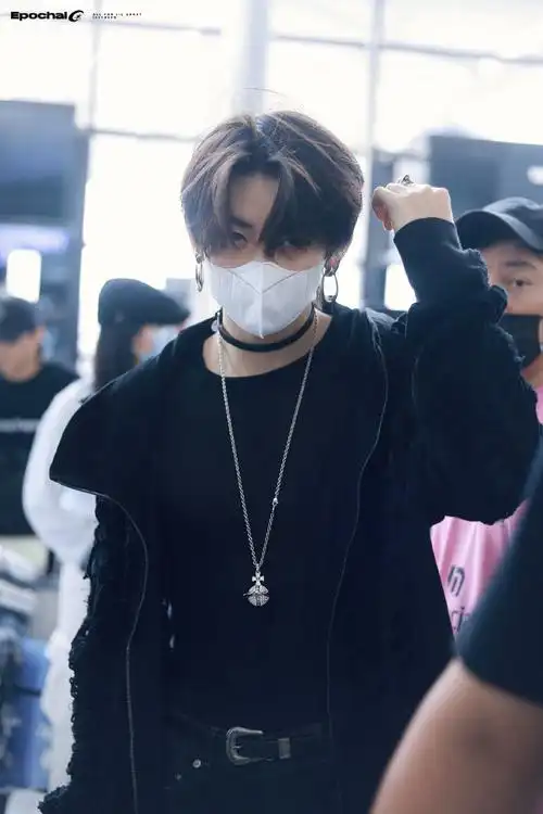 小鬼王琳凯超话9615#小鬼把更多时间花在音乐上#    383036