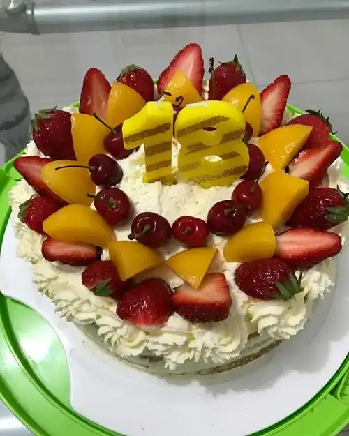 owen妈做的水果奶油【生日蛋糕】