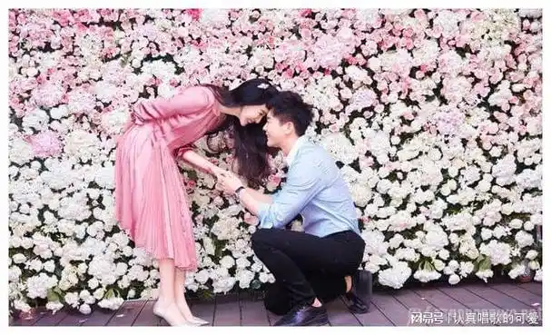 李晨范冰冰真的分手了吗李晨摘婚戒疑似分手