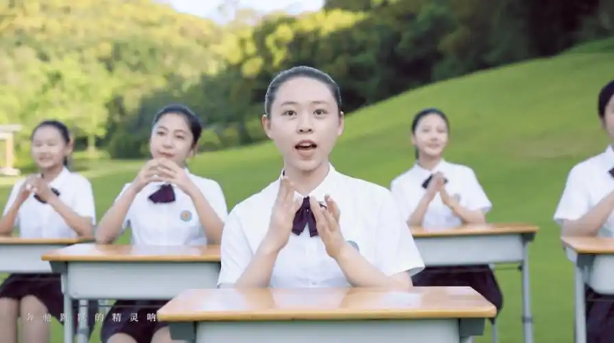 开学季送你最甜美的歌给女孩厦门六中合唱团开学第一天再推新作